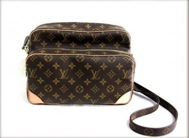 Louis Vuitton 激安　ルイヴィトン 新品　モノグラム　バッグ　ナイル　M45244