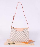 2011年春夏新作 Louis Vuitton 激安 ルイヴィトン 新品 ダミエ・アズール ショルダーバッグ シラクーサMM N41112