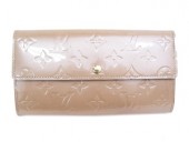 Louis Vuitton 激安　ルイヴィトン 新品　ヴェルニ　財布　三つ折り長札　ポルトフォイユ・インターナショナル　ノワゼット　M91352