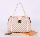 2010年早春新作 Louis Vuitton 激安 ルイヴィトン 新品　ダミエ・アズール　ストレーザPM　ショルダーバッグ N42220