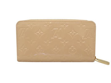 2010年早春新作 Louis Vuitton 激安 ルイヴィトン 新品　ヴェルニ　財布　ジッピーウォレット　ローズフロランタン　M91530