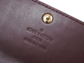 2011年春夏新作　Louis Vuitton 激安　ルイヴィトン 新品　ヴェルニ　財布　ファスナー付き長札　ポルトフォイユ・サラ　ルージュフォーヴィスト　M91521
