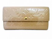 2010年早春新作 Louis Vuitton 激安 ルイヴィトン 財布 新作 人気 新品 通販＆送料込 モノグラム・ヴェルニ M91522