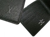 Louis Vuitton 激安　ルイヴィトン 新品　タイガ　財布　札入れ　ポルト　ビエ・6カルト　クレディ　アルドワース　M30482