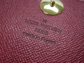 Louis Vuitton 激安　ルイヴィトン 新品　マルチカラー　財布　ファスナー付き長札　ポルトフォイユ・サラ　ブロンｘフィグ（レッド）　M93745