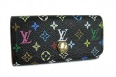 Louis Vuitton 激安　ルイヴィトン 新品　マルチカラー　4連キーケース　ミュルティクレ4　ノワールxグルナード（ピンク）　M93732