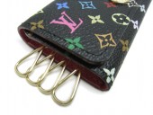 Louis Vuitton 激安　ルイヴィトン 新品　マルチカラー　4連キーケース　ミュルティクレ4　ノワールxグルナード（ピンク）　M93732
