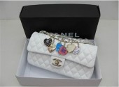 シャネル 新作＆送料込(CHANEL)  バッグ A46513W