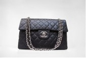 シャネル 新作＆送料込(CHANEL) バッグA35974