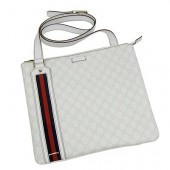 グッチ 新作＆送料込 新入荷 GUCCI バッグ152608-F06TG-9098