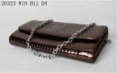 シャネル 新作＆送料込(CHANEL） 財布 A20323GT
