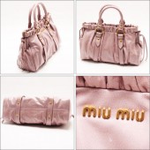 2011年春夏新作！miumiu ミュウミュウ 新作 新入荷＆送料込 2WAY ショルダーハンドバッグ 【ライトピンク】 RT0383