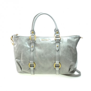 ミュウミュウ 新作＆送料込 MIUMIU　2wayトートバッグ アイボリー レザー RN0621