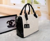 シャネル 新作＆送料込(CHANEL) chbag063