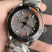 オメガ OMEGA シーマスター 600 プラネットオーシャン マスタークロノメーター Seamaster Professional 600 Planet Ocean Master Chronometer 215.90.44.21.99.001