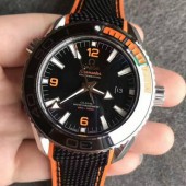 オメガ OMEGA シーマスター 600 プラネットオーシャン マスタークロノメーター Seamaster Professional 600 Planet Ocean Master Chronometer 215.92.44.21.99.001