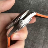 オメガ OMEGA シーマスター 600 プラネットオーシャン マスタークロノメーター Seamaster Professional 600 Planet Ocean Master Chronometer 215.92.44.21.99.001
