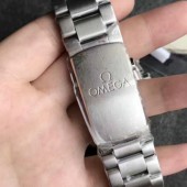 オメガ OMEGA シーマスター 600 プラネットオーシャン クロノグラフ マスタークロノメーター Seamaster Professional 600 Planet Ocean Chronograph Master Chronometer 215.90.46.51.99.001