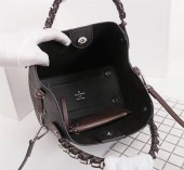 ルイヴィトン 人気 LOUISVUITTON モノグラム　通販 ＆送料込 M95938