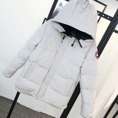 カナダグース メンズ  オフベージュ 新作＆送料込人気 ダウンジャケット canadagoose021