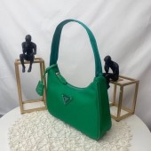 プラダ バッグ 人気 新作＆送料込 新入荷 PR0811