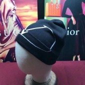 VALENTINO 新作＆送料込 新入荷 帽子 新作 mz746