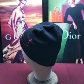 VALENTINO 新作＆送料込 新入荷 帽子 新作 mz747