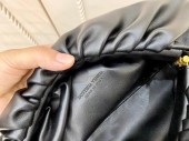ボッテガ ヴェネタ 新作＆送料込 財布 BV3022
