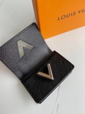 ルイヴィトン 財布 新作 人気 新品 通販＆送料込M68681