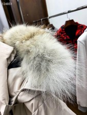 CANADA GOOSE 新作 新品同様超美品 通販＆送料 CG001