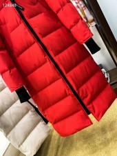 CANADA GOOSE 新作 新品同様超美品 通販＆送料 CG005