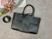 ボッテガ ヴェネタ 新作＆送料込 財布 BV6001