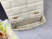ボッテガ ヴェネタ 新作＆送料込 財布 BV3031
