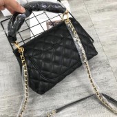 シャネル バッグ 人気 新作＆送料込(CHANEL)5892