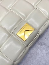 ボッテガ ヴェネタ 新作＆送料込 財布 BV3031
