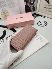 miumiu ミュウミュウ財布 人気 新作＆送料込 新入荷 RN001