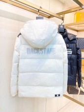 モンクレール ダウンジャケット 新作 新品同様超美品 通販＆送料 MC0164