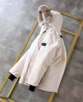 カナダグース ダウンジャケット 新作 新品同様超美品 通販＆送料 canadagoose061