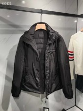 プラダ ダウンジャケット 新作 新品同様超美品 通販＆送料 PRADA0117