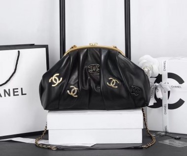 シャネル バッグ 人気 新作＆送料込(CHANEL)7008