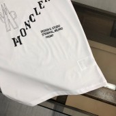 モンクレール  新作 新品同様超美品 通販＆送料 MC0247