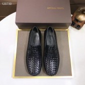 ボッテガヴェネタ カジュアルシューズ 新作 新品同様超美品 通販＆送料込 運動靴 男性用 BV017