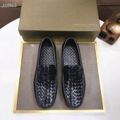 ボッテガヴェネタ カジュアルシューズ 新作 新品同様超美品 通販＆送料込 運動靴 男性用 BV014