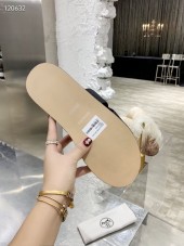Hermes カジュアルシューズ 新作 本革 新品同様超美品 通販＆送料込 運動靴 男性用 her029