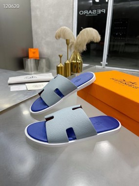 Hermes カジュアルシューズ 新作 本革 新品同様超美品 通販＆送料込 運動靴 男性用 her042