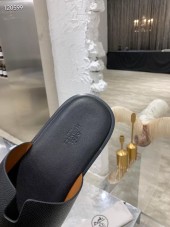 Hermes カジュアルシューズ 新作 本革 新品同様超美品 通販＆送料込 運動靴 男性用 her062
