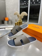 Hermes カジュアルシューズ 新作 本革 新品同様超美品 通販＆送料込 運動靴 男性用 her048