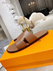 Hermes カジュアルシューズ 新作 本革 新品同様超美品 通販＆送料込 運動靴 男性用 her057
