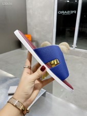 Hermes カジュアルシューズ 新作 本革 新品同様超美品 通販＆送料込 運動靴 男性用 her046