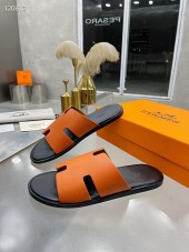 Hermes カジュアルシューズ 新作 本革 新品同様超美品 通販＆送料込 運動靴 男性用 her041